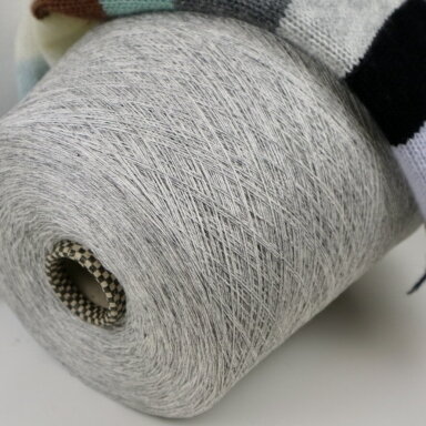 10% KAŠMYRAS, 20% ŠILKAS, 70% MERINO vilna / Cariaggi Marte