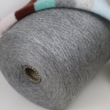 10% KAŠMYRAS, 20% ŠILKAS, 70% MERINO vilna / Cariaggi Marte 10% KAŠMYRAS, 20% ŠILKAS, 70% MERINO vilna / Cariaggi Marte