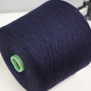 10% KAŠMYRAS, 40% MERINO vilna, 30% VISKOZĖ, 20% PA 10% KAŠMYRAS, 40% MERINO vilna, 30% VISKOZĖ, 20% PA