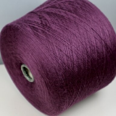 100% extra fine MERINO VILNA / Cashwool 131 100% extra fine MERINO VILNA / Cashwool 131