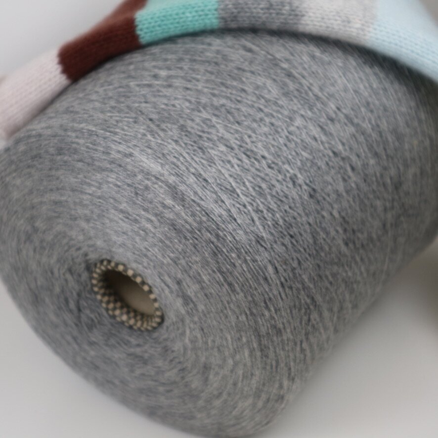 10% KAŠMYRAS, 20% ŠILKAS, 70% MERINO vilna / Cariaggi Marte
