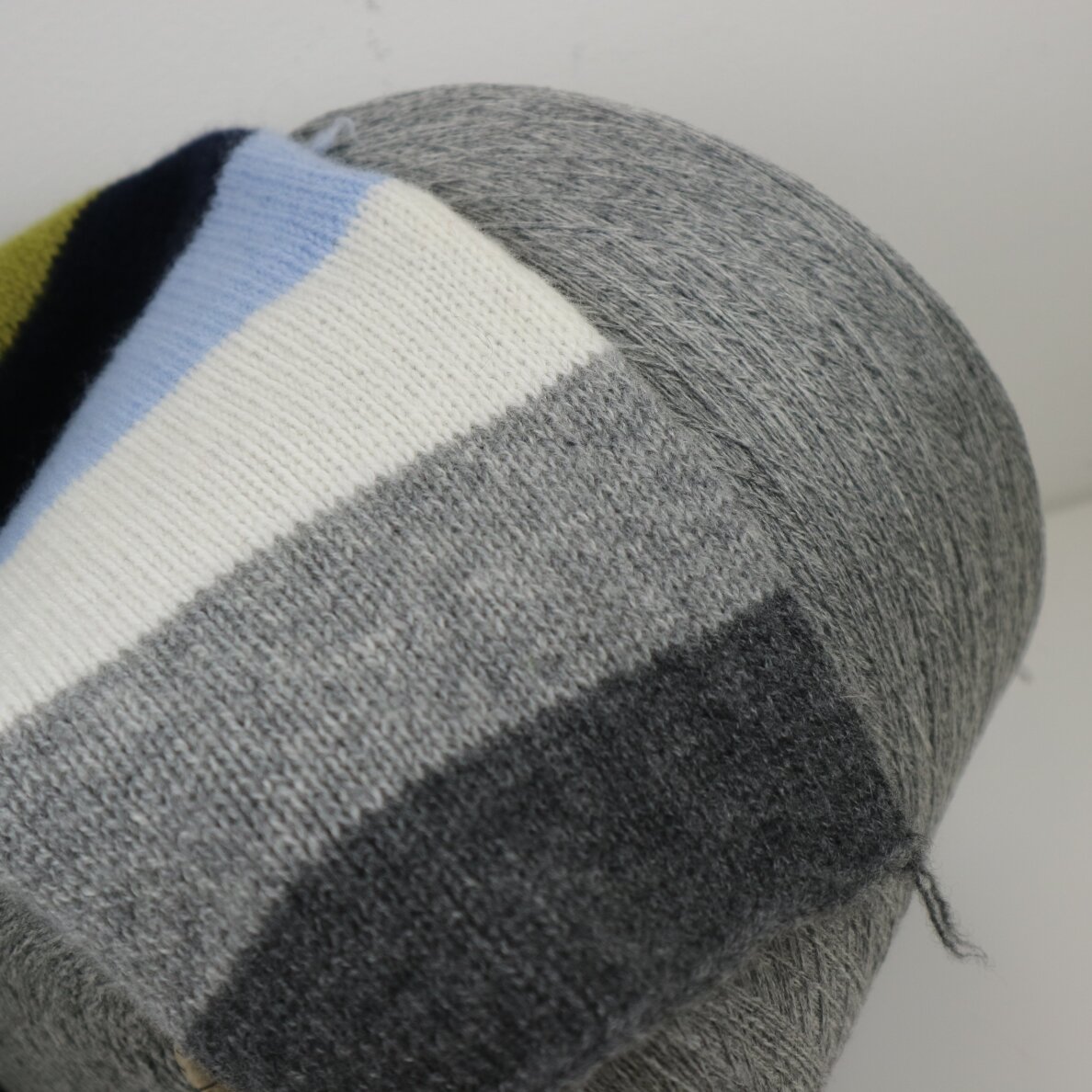 30% KAŠMYRAS, 70% MERINO ėriukų vilna / Cariaggi 3 30% KAŠMYRAS, 70% MERINO ėriukų vilna / Cariaggi 3