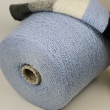 30% KAŠMYRAS, 70% MERINO ėriukų vilna / Cariaggi 30% KAŠMYRAS, 70% MERINO ėriukų vilna / Cariaggi