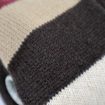 30% KAŠMYRAS, 70% MERINO ėriukų vilna / Cash30 BM 1 30% KAŠMYRAS, 70% MERINO ėriukų vilna / Cash30 BM 1