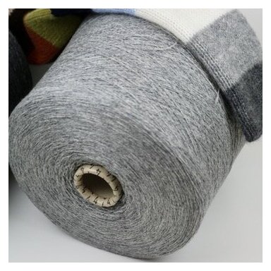 30% KAŠMYRAS, 70% MERINO ėriukų vilna / Cariaggi