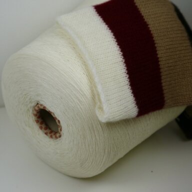 30% KAŠMYRAS, 70% MERINO ėriukų vilna / Cash30 BM 30% KAŠMYRAS, 70% MERINO ėriukų vilna / Cash30 BM