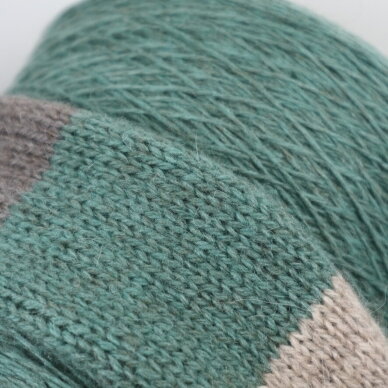 30% baby LAMA, 70% MERINO vilna 1