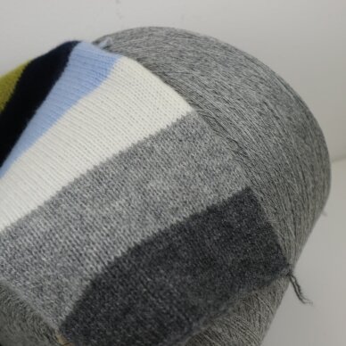 30% KAŠMYRAS, 70% MERINO ėriukų vilna / Cariaggi 3 30% KAŠMYRAS, 70% MERINO ėriukų vilna / Cariaggi 3