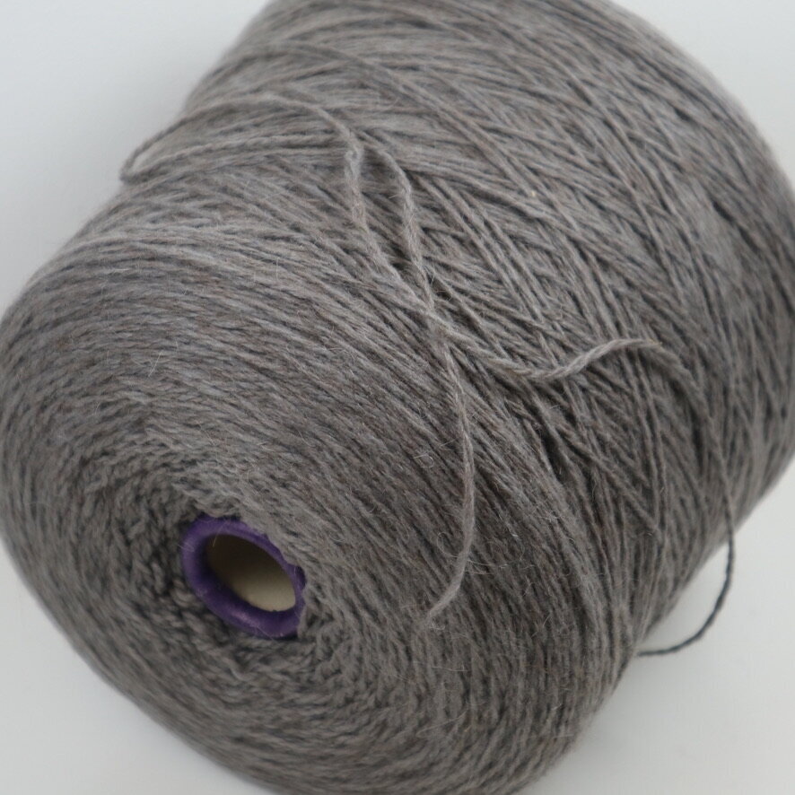 30% baby LAMA, 70% MERINO vilna