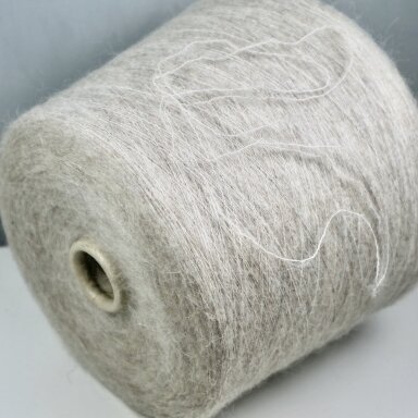 36% kid MOHERA, 36% MERINO vilna, 32% PA, 1% EL/ Violette