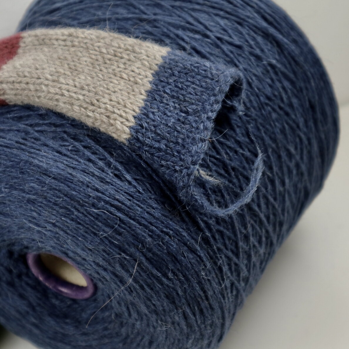 50% baby LAMA, 50% MERINO vilna 1