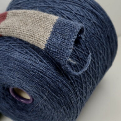 50% baby LAMA, 50% MERINO vilna 1