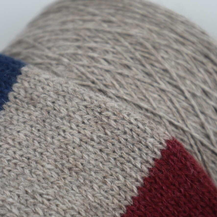 50% baby LAMA, 50% MERINO vilna 2