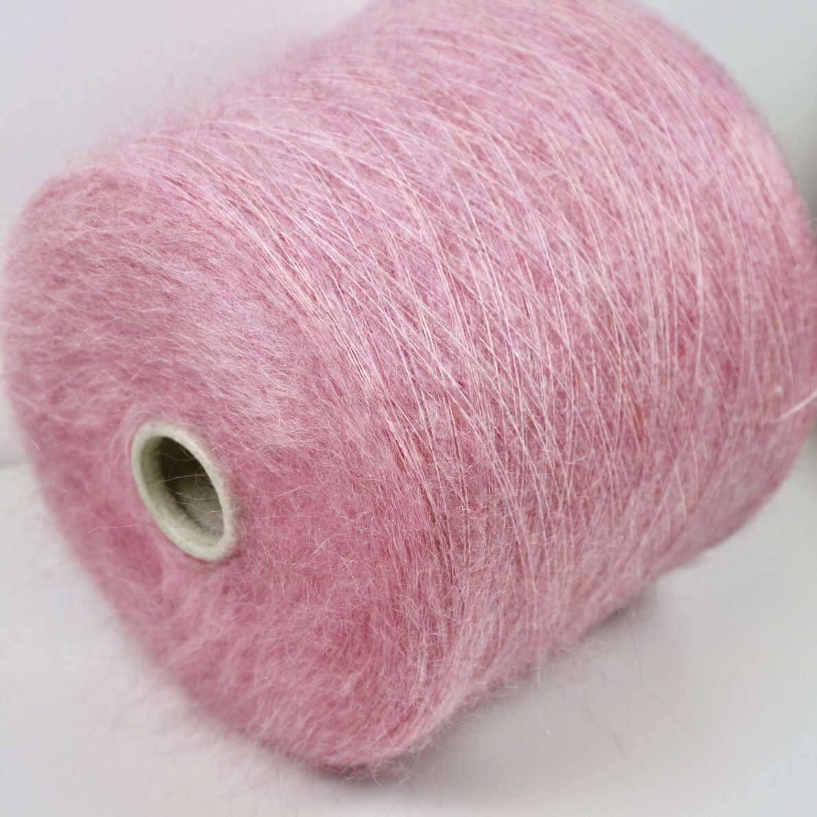 67% super kid MOHERA, 3% MERINO vilna, 30% PA / Camelot