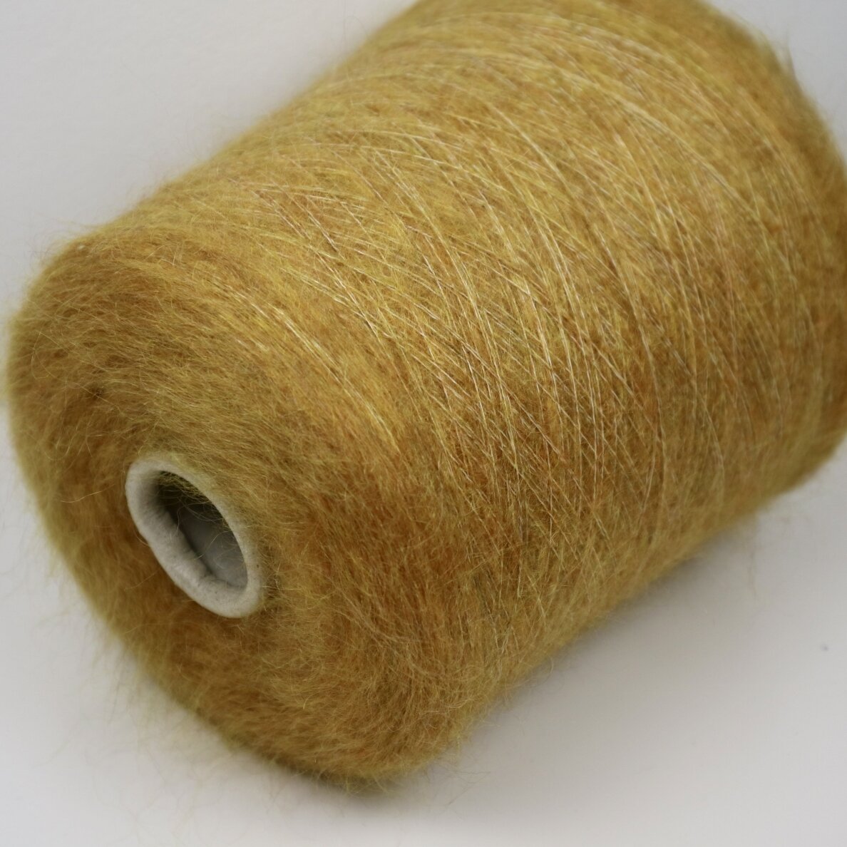 67% super kid MOHERA, 3% MERINO vilna, 30% PA / Camelot