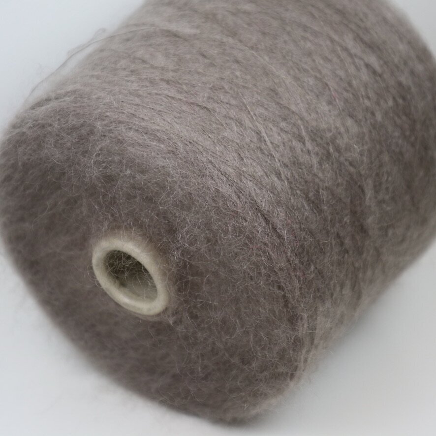 67% super kid MOHERA, 3% MERINO vilna, 30% PA / Camelot 67% super kid MOHERA, 3% MERINO vilna, 30% PA / Camelot