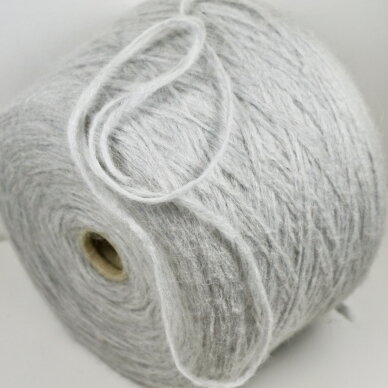 68% baby ALPAKA, 10% MERINO vilna, 22% PA 68% baby ALPAKA, 10% MERINO vilna, 22% PA