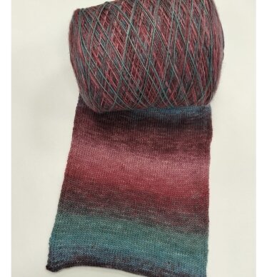 75% MERINO vilna, 25% PA 1 75% MERINO vilna, 25% PA 1