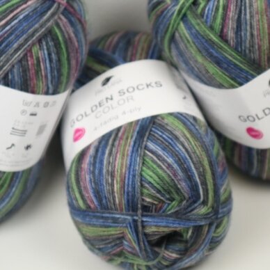 75% vilna superwash, 25% PA / Golden Socks color