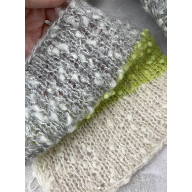 80% MERINO vilna 19% PA, 1% El / Sinfonia 2