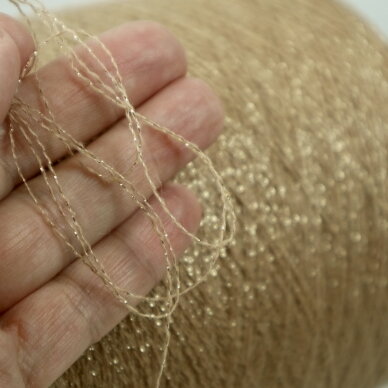 13% KAŠMYRAS, 77% MERINO vilna, 10% LUREX 1